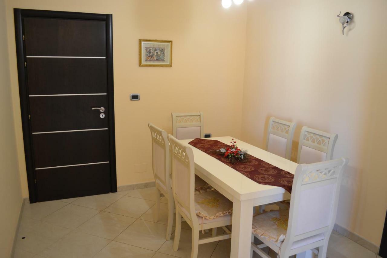 Penthouse 4 Bedrooms Apartment Вльора Екстер'єр фото